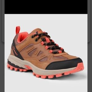 Brown and orange skechers sz 10